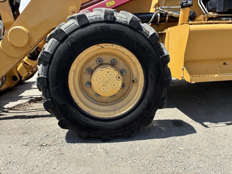 2008-caterpillar-430e-image-18