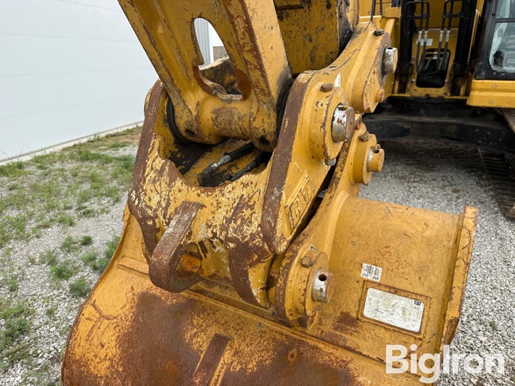 2019-caterpillar-325flcr-image-15