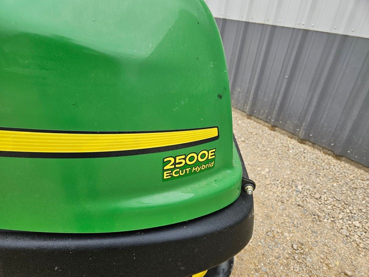 john-deere-2500e-image-18
