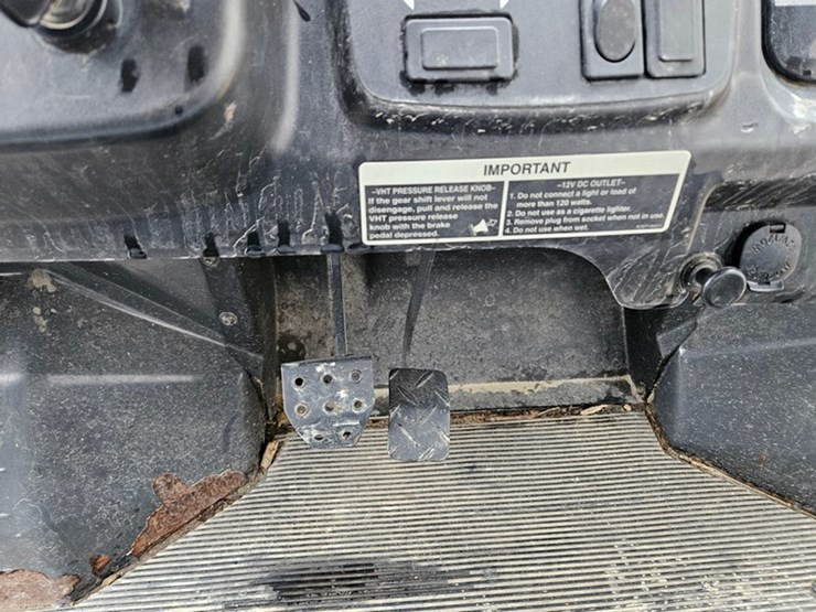 kubota-rtv900-image-28