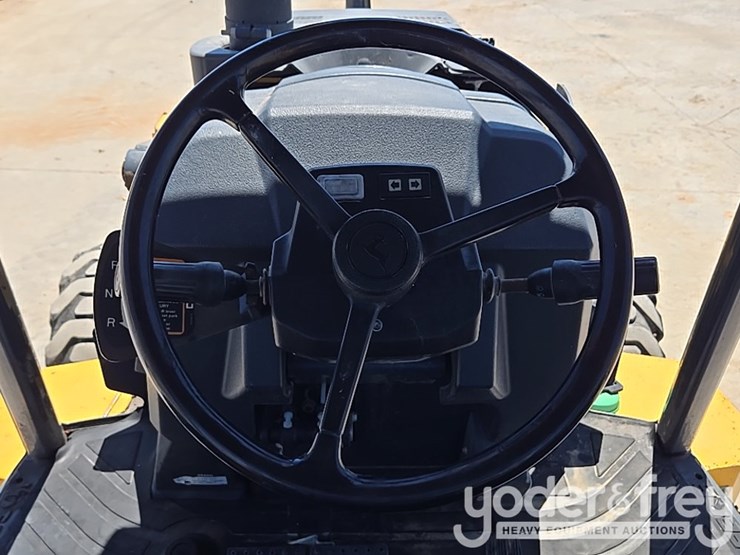 2019-deere-310sl-image-63