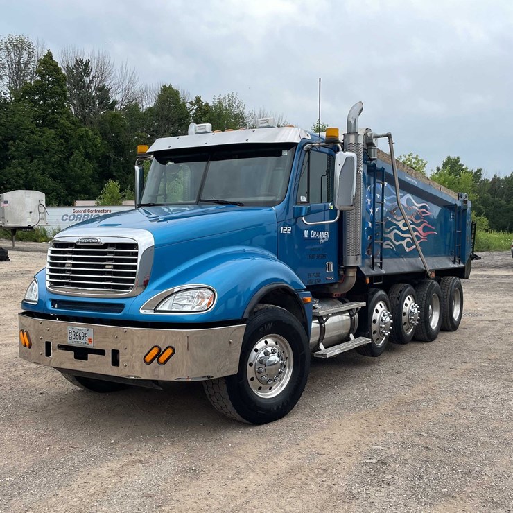 #141 • 2007 Freightliner Cascadia Dump Truck (Has WI Title) (Denmark, WI)