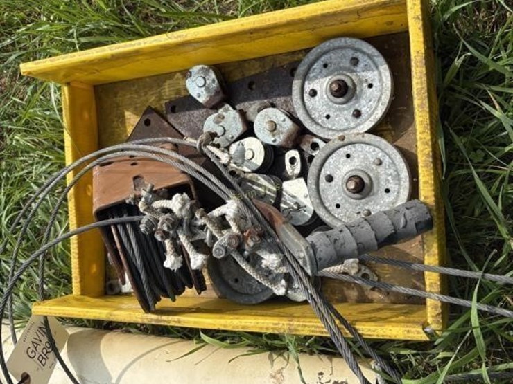 shed-curtain-cable-system-w/winch-image-3