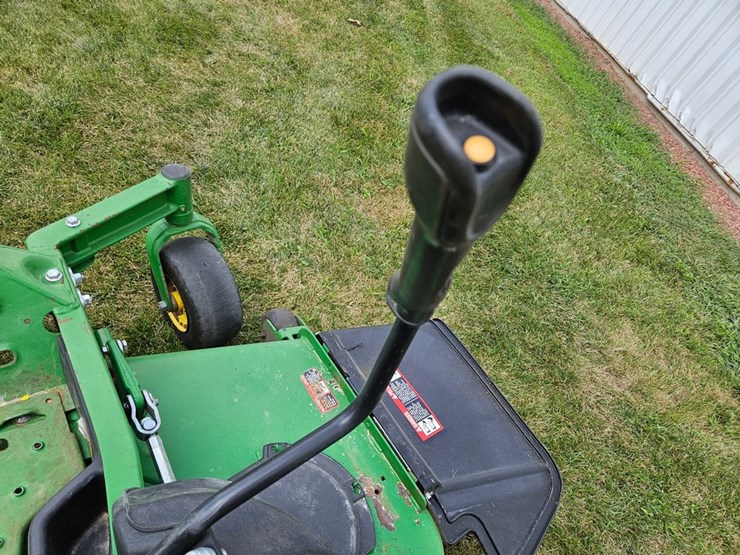 2023-john-deere-z970r-image-16