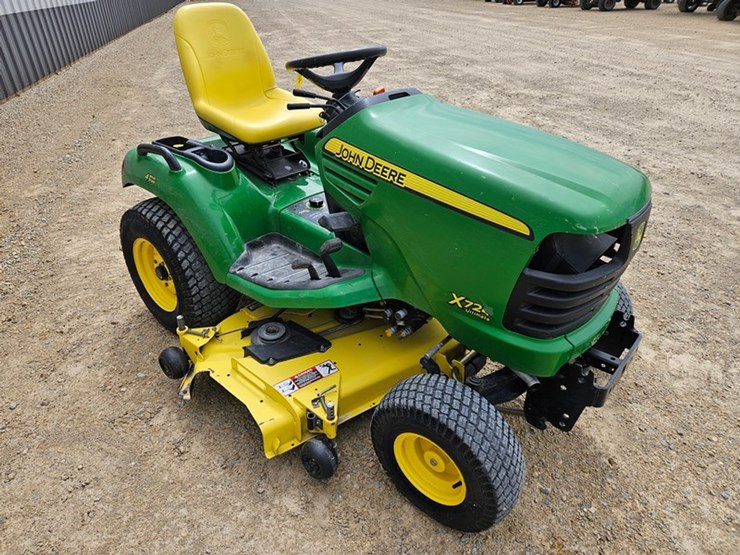 john-deere-x724-image-7