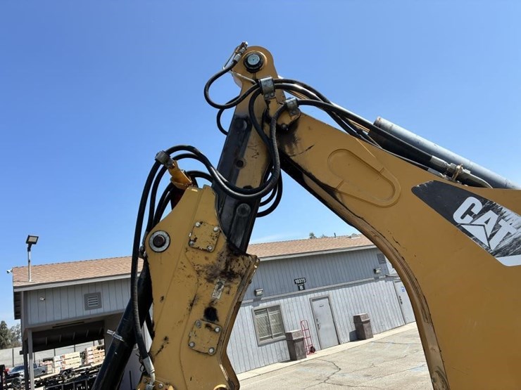 2008-caterpillar-430e-image-16