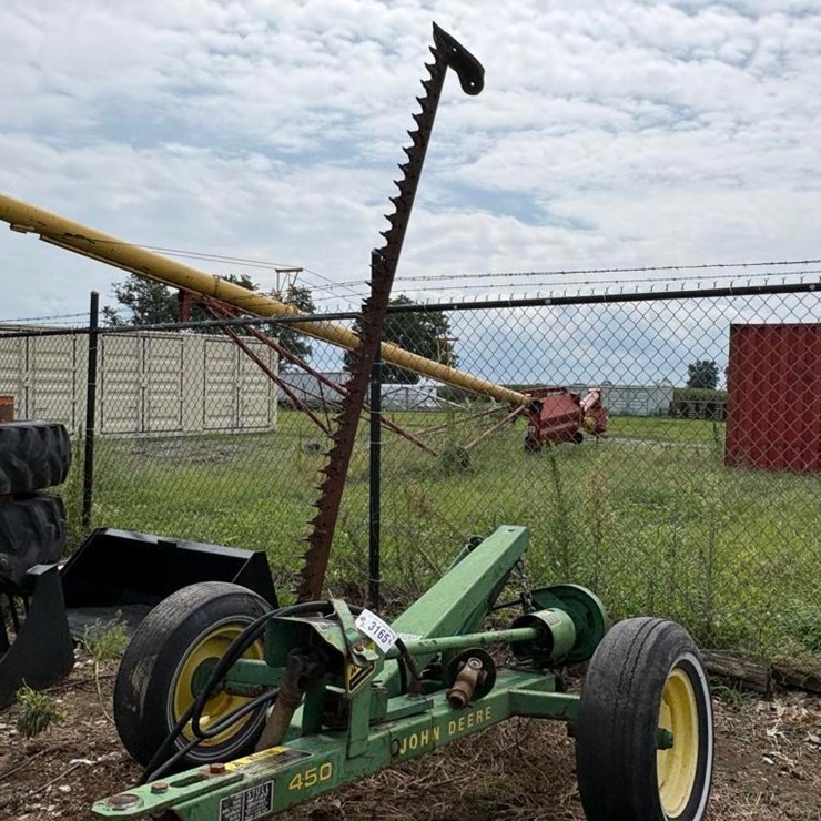 JOHN DEERE 450