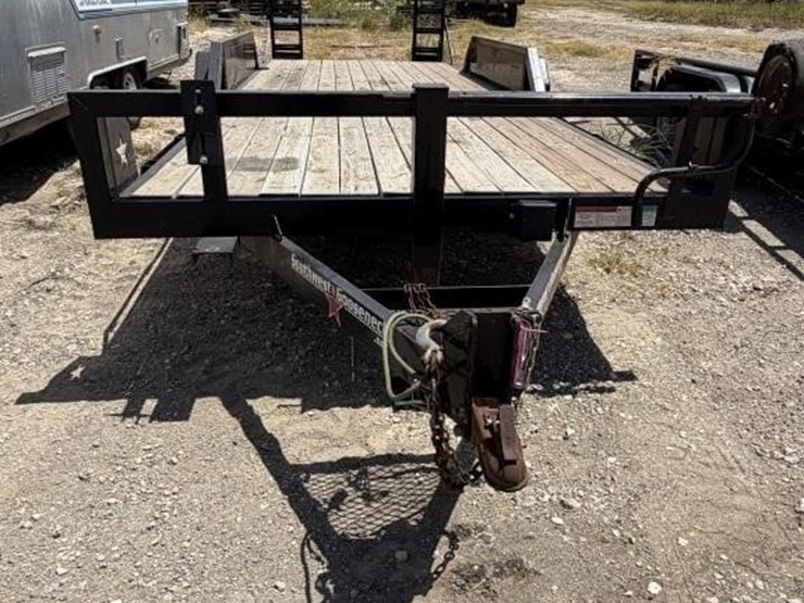 l4---2019-southwest-gooseneck-bumper-pull-trailer-image-3