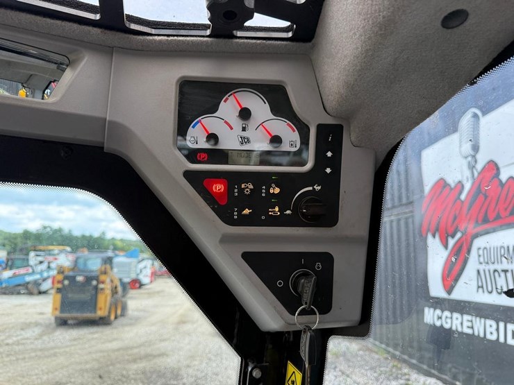 2019-jcb-2ts-7t-image-20