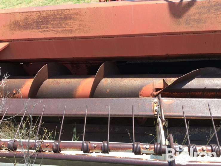 hesston-6600-image-18