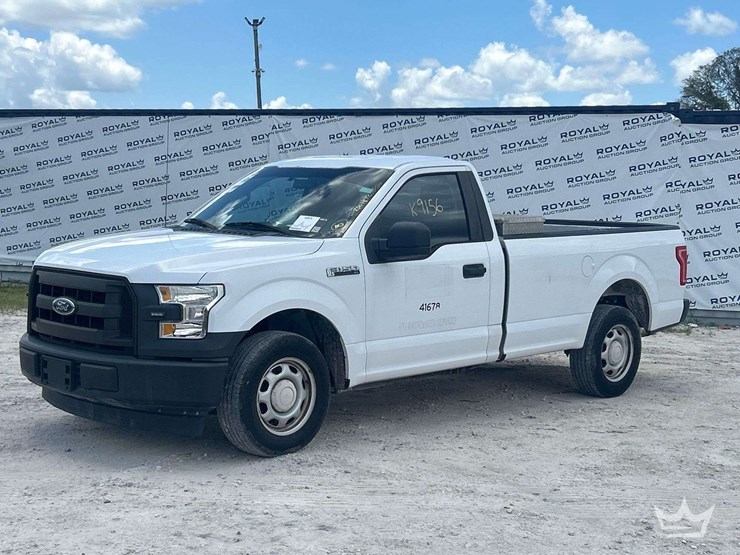 2017-ford-f150-image-1