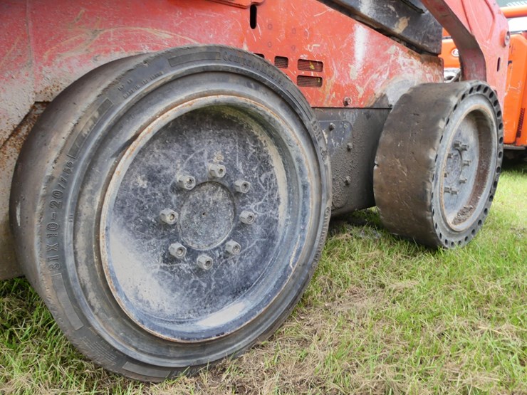 kubota-ssv75-image-6