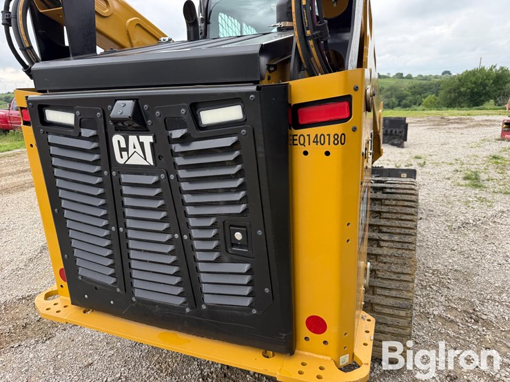 2025-caterpillar-275-image-18