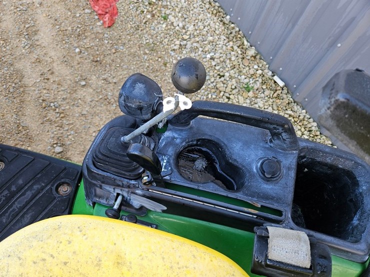 john-deere-1025r-image-28