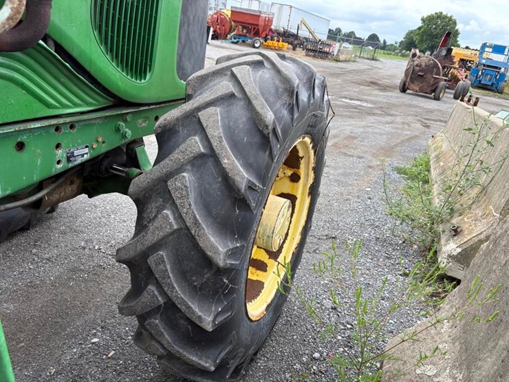 john-deere-6420-image-10