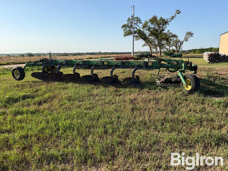john-deere-2800-image-4