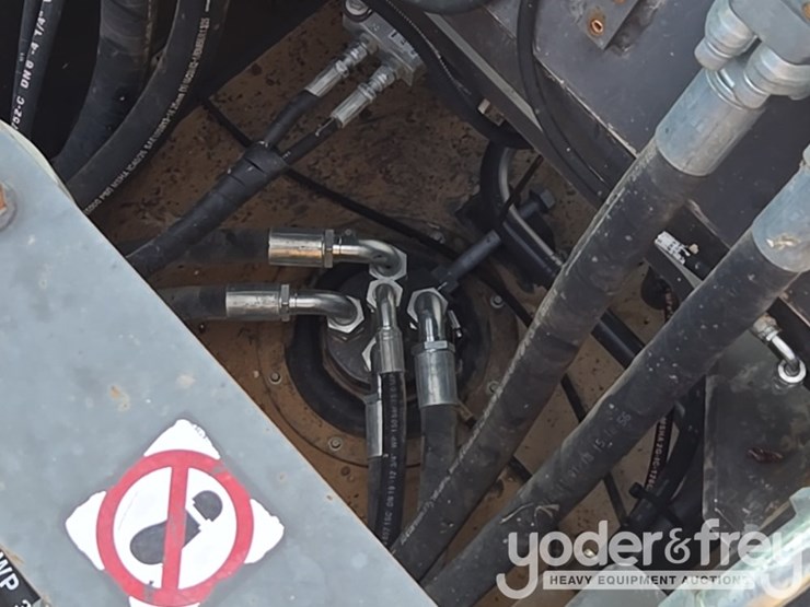 2019-volvo-ec300el-image-47
