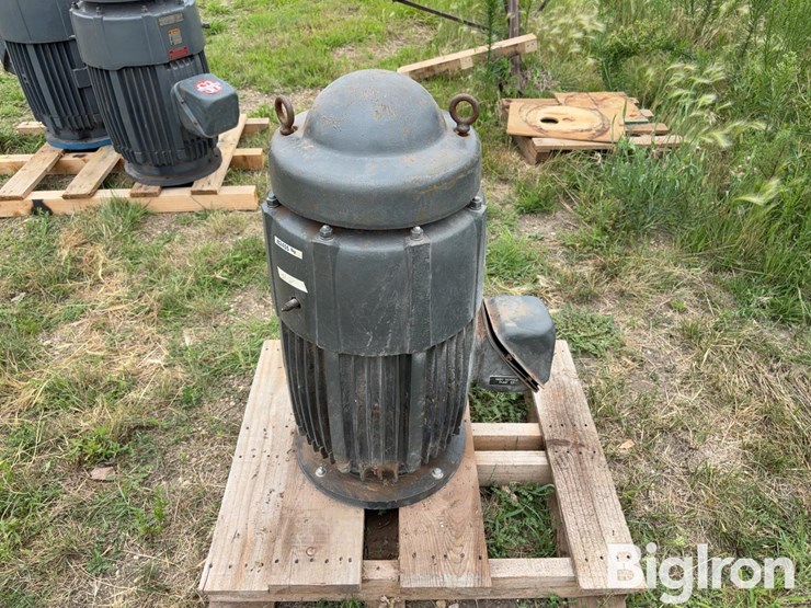 us-electric-motors-40-hp---3-phase-electric-motor-image-8