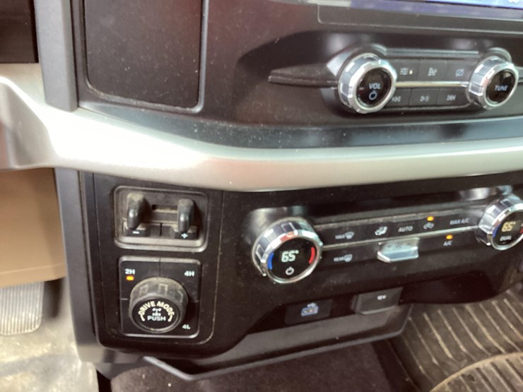 f--150-xlt-4wd-image-34