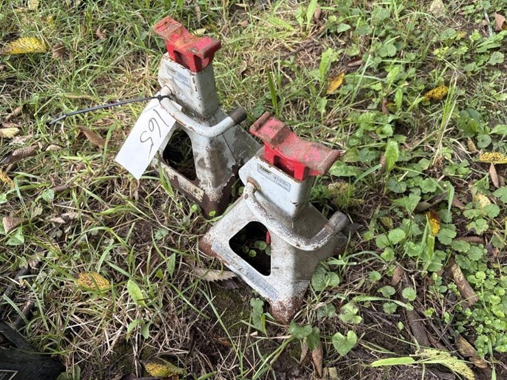 jack-stands---pair-image-1