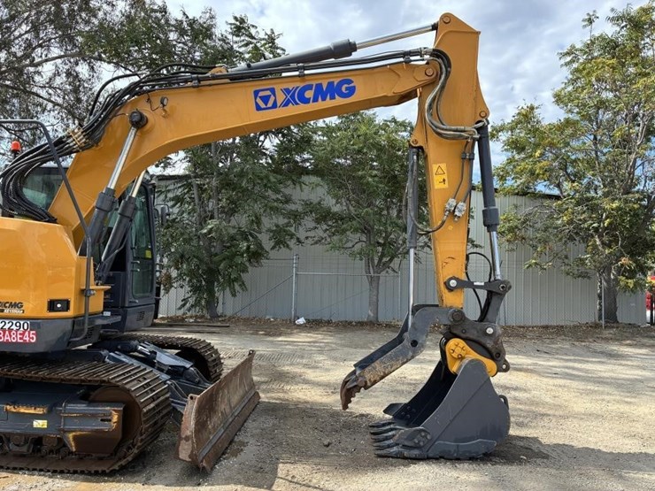 2023-xcmg-xe155ucr-hydraulic-excavator-image-6