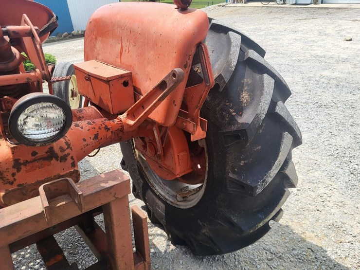 allis-chalmers-d14-tractor-image-26