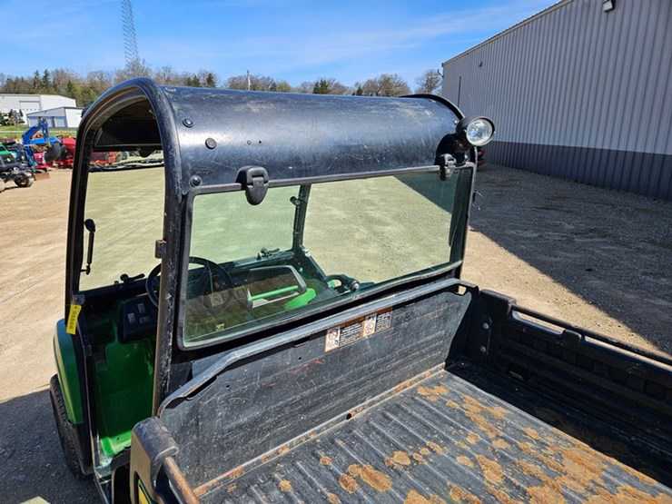 john-deere-gator-image-18