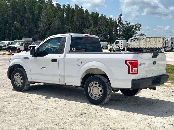 2017-ford-f150-image-4