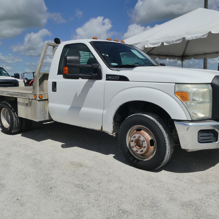 2012 FORD F350 XL