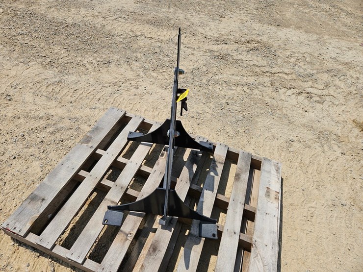#6887-•-kit-container-metal-coyote-target-image-3