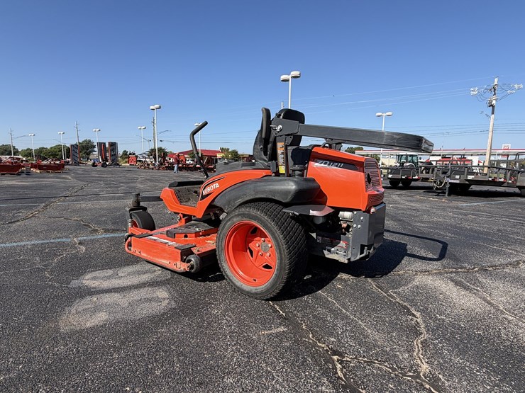 2017-kubota-zd1211-image-4
