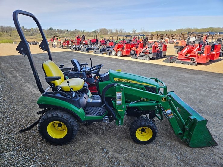 john-deere-1025r-image-5