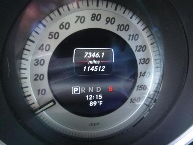 2014-mercedes-c250-sedan-image-14