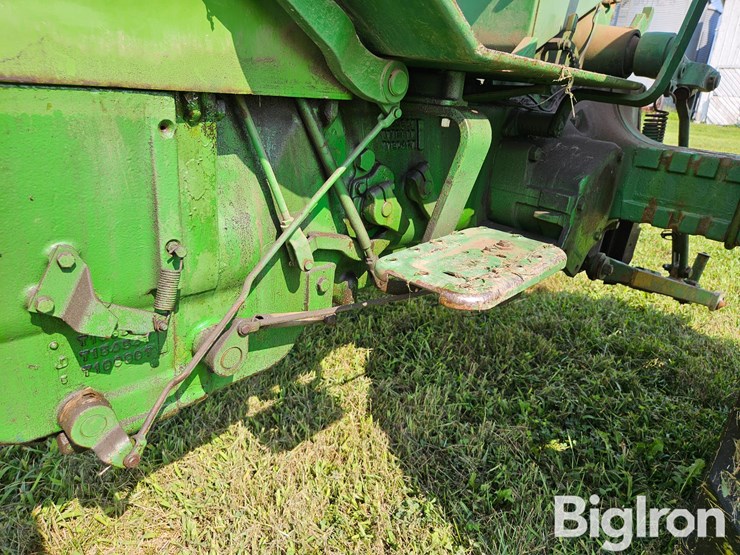 1965-john-deere-2010-image-16