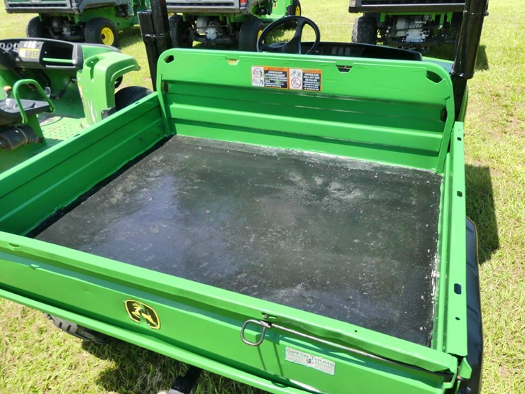 john-deere-gator-image-7