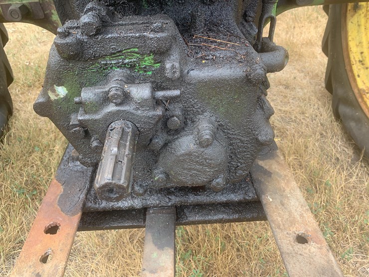 john-deere-70-image-14
