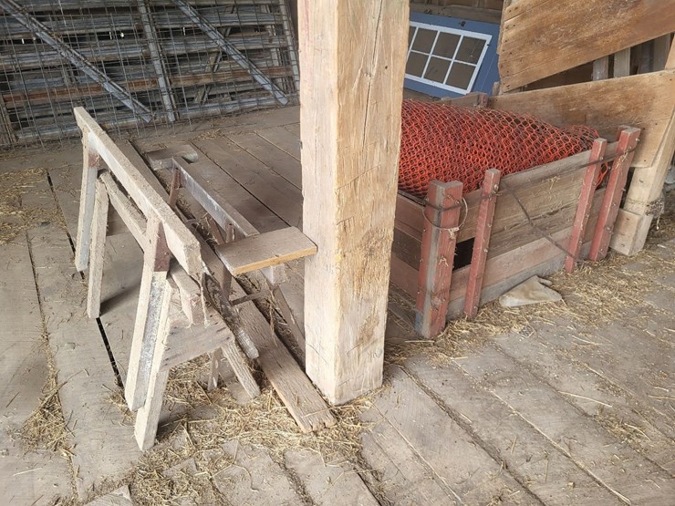 (3)-sawhorses,-(1)-roll-of-snow-fence-w/wooden-box-image-4