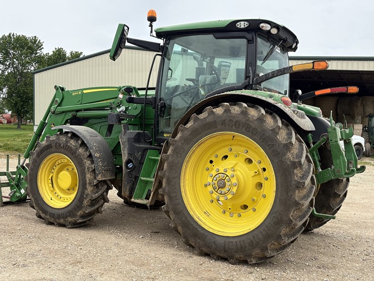 2023-john-deere-6r-155-image-3