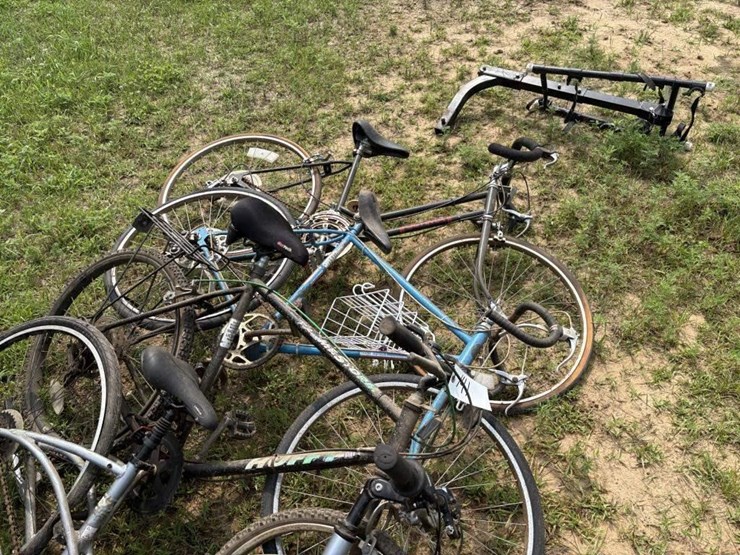 bikes-(4)---fuji,-ultima,-free-spirit-&-huffy-image-4