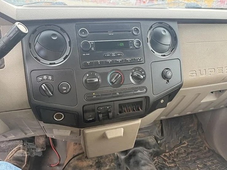 2008-ford-f350-image-11
