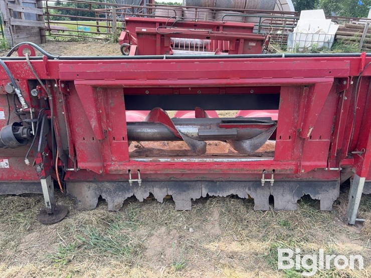 2008-case-ih-2606-image-9
