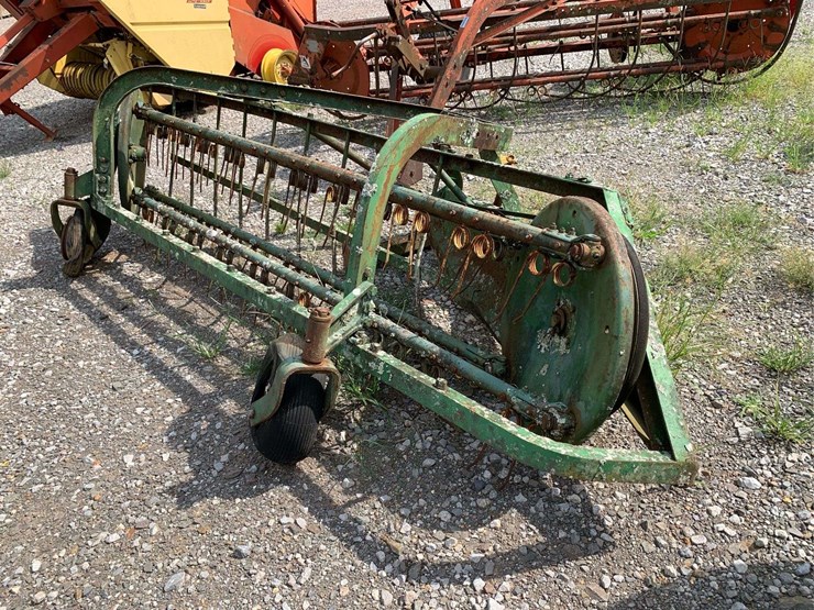 john-deere-3pt-hay-rake-image-4