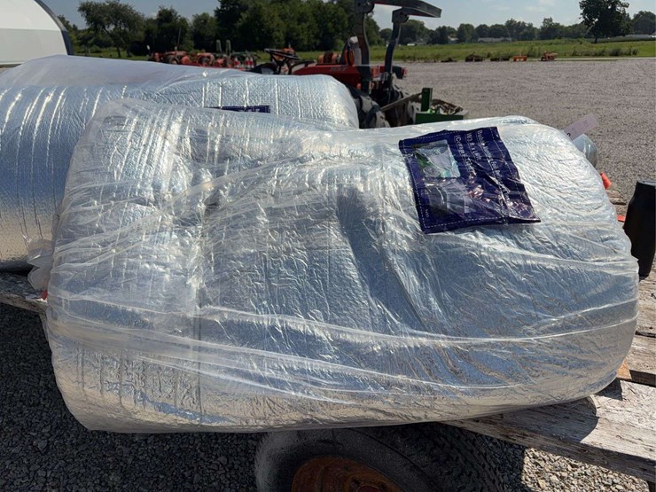 bubble-aluminum-foil-reflective-insulation-roll-image-1