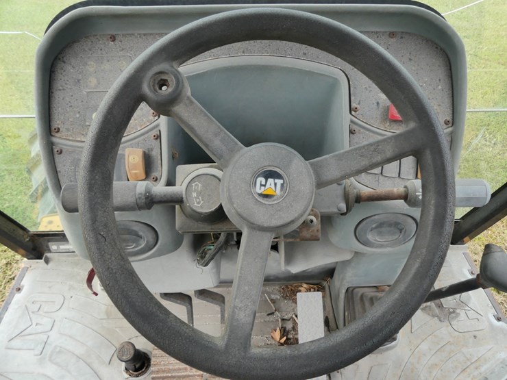 2004-caterpillar-416d-image-25