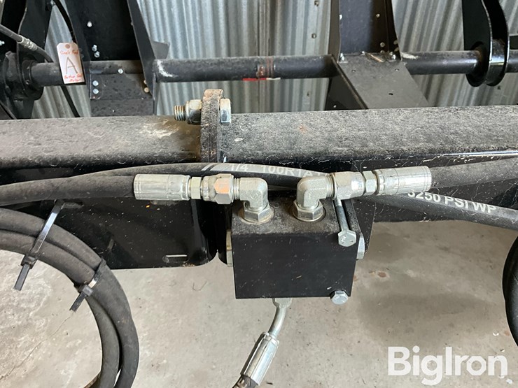 john-deere-606c-image-10