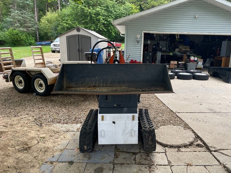 #225-•-2024-jq-power-mini-track-skid-steer-with-bucket-(sun-prairie,-wi)-image-13