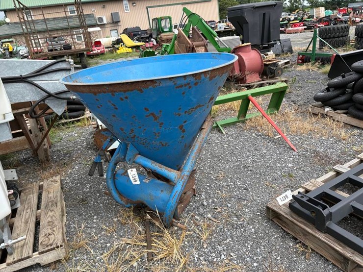 seed-spreader-image-2