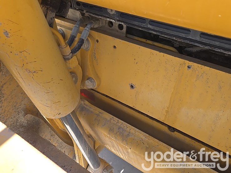 2012-deere-670gp-image-37