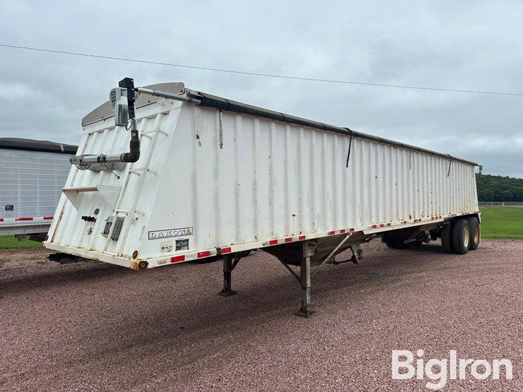 2000-dakota-trail-eze-t/a-grain-trailer-image-1