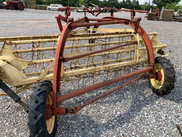 new-holland-256-image-8